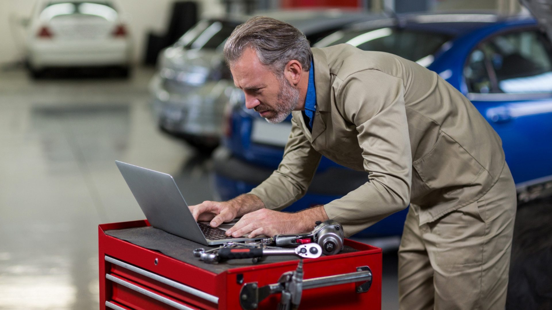 Comment acheter des pièces pour voiture sans permis en ligne en toute confiance ?
